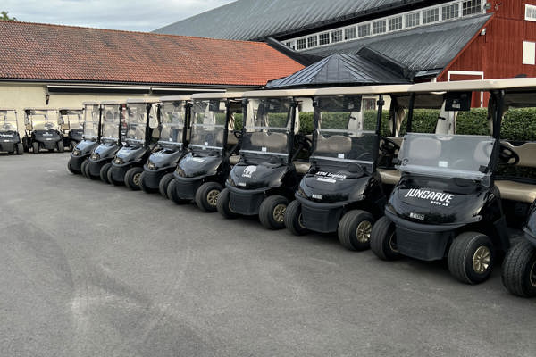 Golfbilarna vinterförvaras
